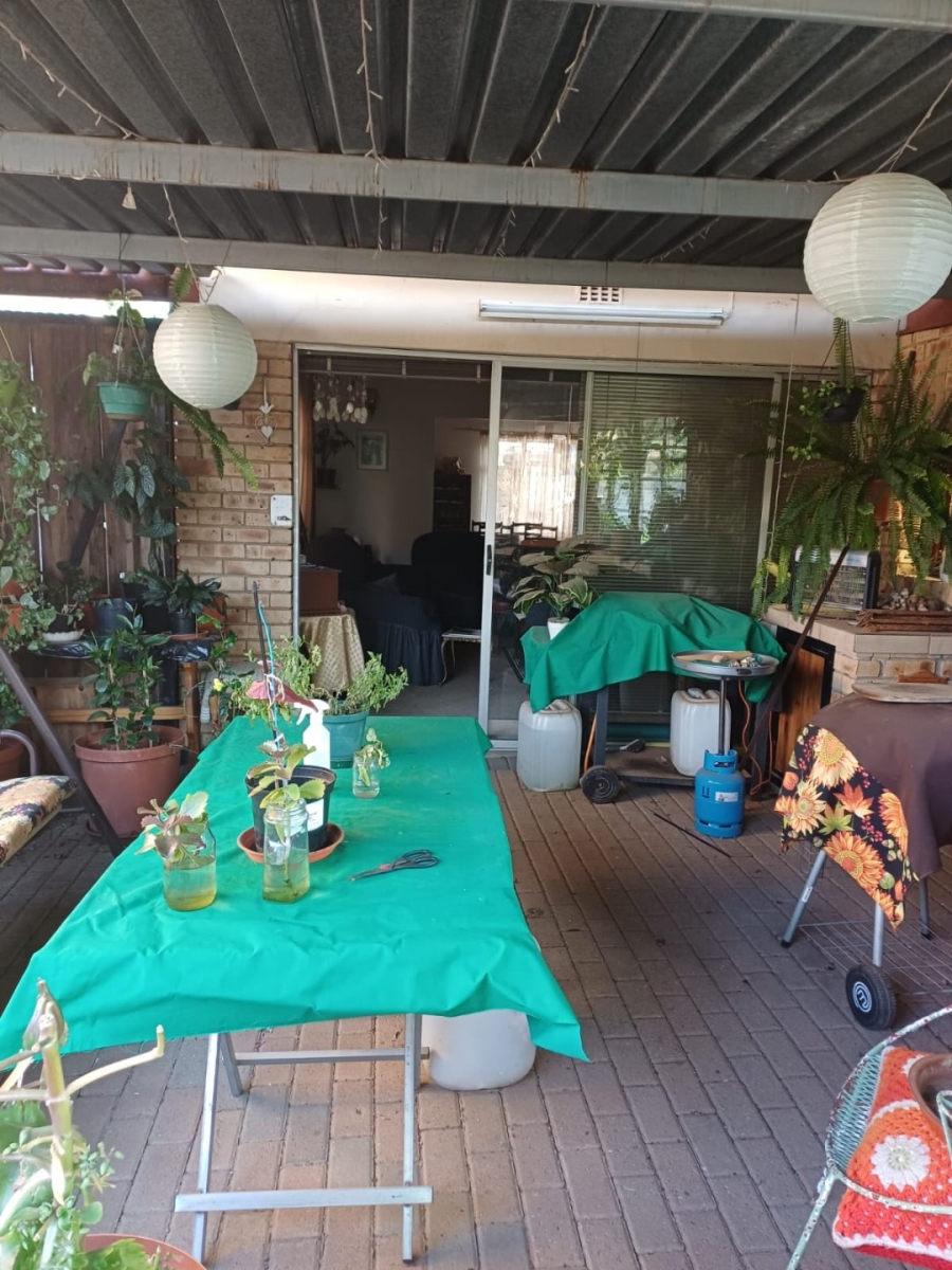 3 Bedroom Property for Sale in Riebeeckstad Free State